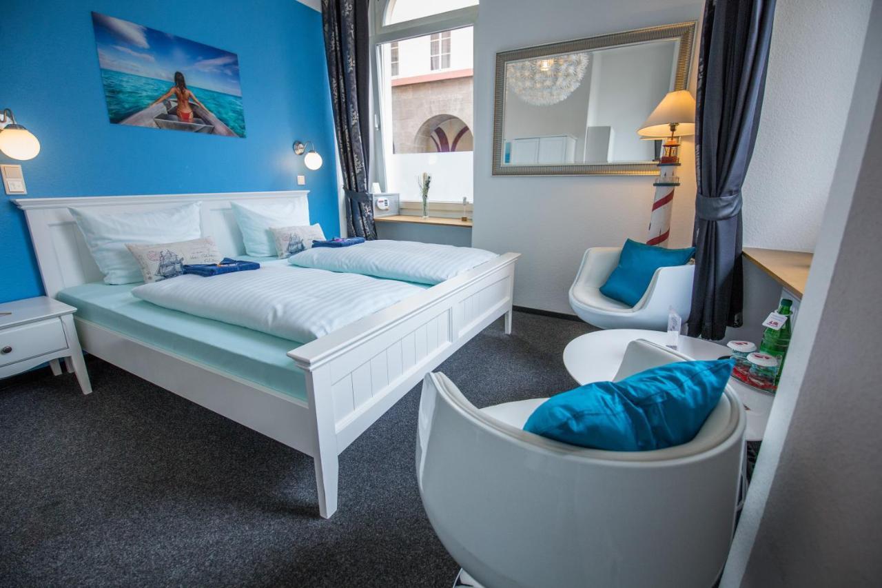 Aparthotel Am Muenzplatz Κόμπλεντς Εξωτερικό φωτογραφία