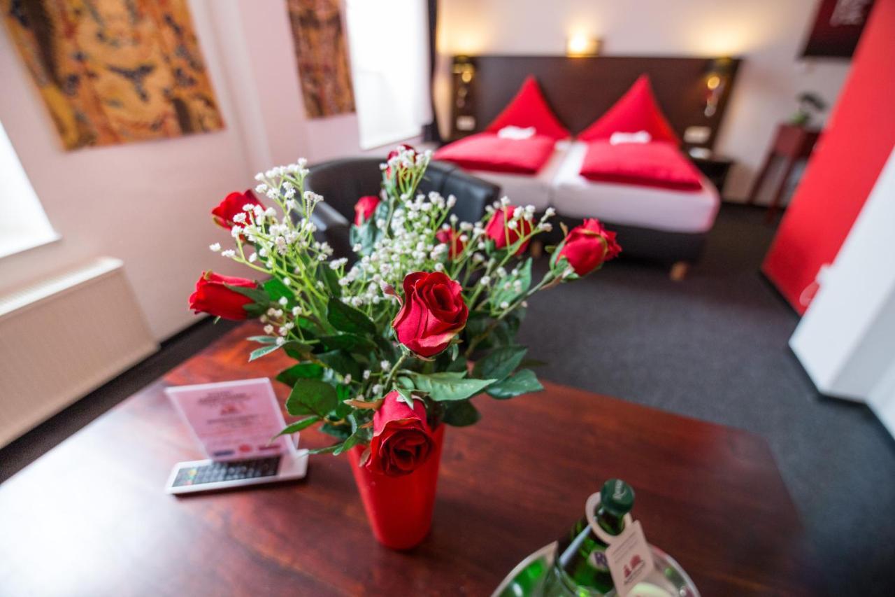 Aparthotel Am Muenzplatz Κόμπλεντς Εξωτερικό φωτογραφία